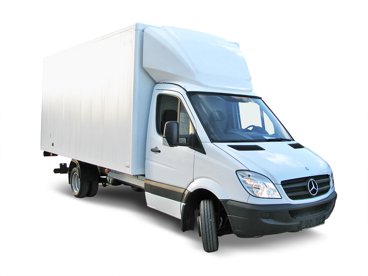 Аэродинамический обтекатель на Mercedes Sprinter