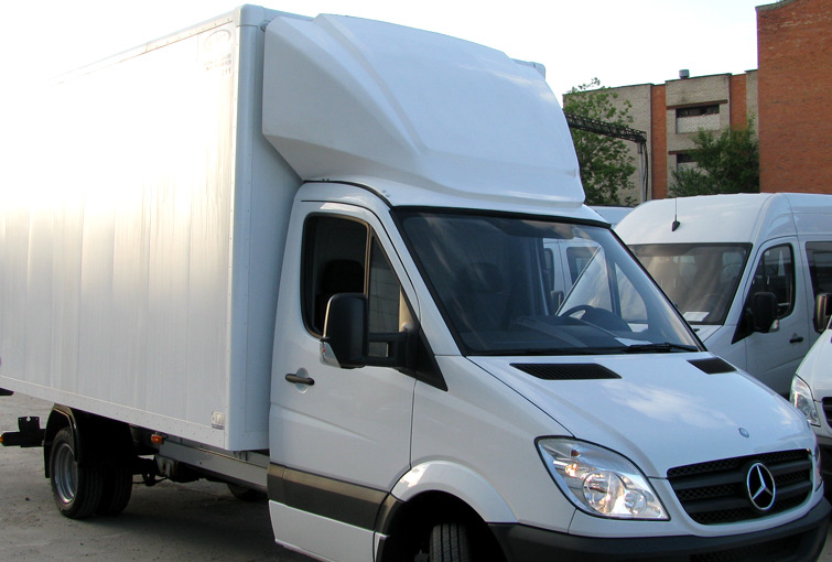 Установка аэродинамического обтекателя на Mercedes Sprinter